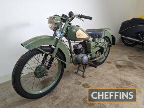 1952 BSA Bantam D1 125cc MOTORCYCLE Reg. No. MRT 451 Frame No. Not visible (YD1S62062 from HPI and buff logbook.) Engine No. BD24651 This restored Mist Green D1 is fitted with a later 'battery' engine (V5C correct). According to the buff logbook, this