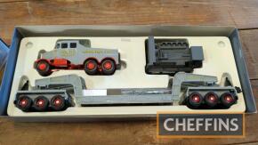 Scammell Constructor model lorry with low loader, Sunter Bros Ltd, 1:50 scale by Corgi Classics