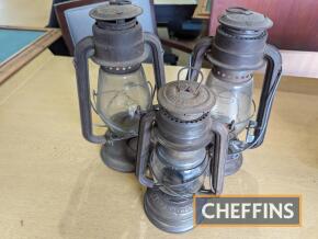 2no. Chalwyn lamps t/w Ferverhand baby lamp