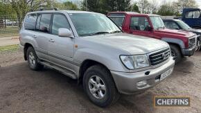 2002 TOYOTA Land Cruiser Amazon VX 4686cc V8 4x4 Reg. No. LK52 AOB Chassis No. JTEHT05J102025212 The vendor's father, as the second owner, purchased this vehicle in February 2006 with 14,700 miles (warranted) on the clock. In the same year, it was profess