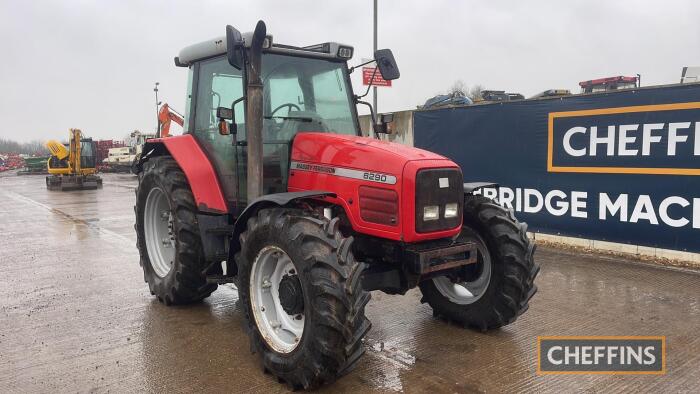 Massey Ferguson 6290 4wd Tractor Reg. No. SN51 TUV Ser. No. H347023 for parts only CATEGORY B INSURANCE LOSS