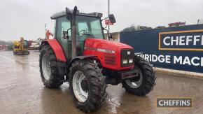 Massey Ferguson 6290 4wd Tractor Reg. No. SN51 TUV Ser. No. H347023 for parts only CATAGORY B INSURANCE LOSS