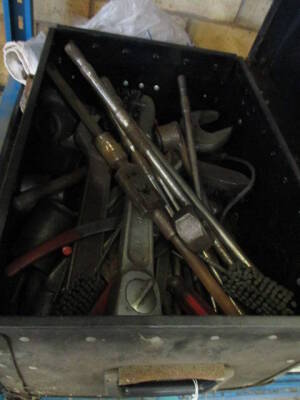 Complete set of Gardiner reconditioning tools
