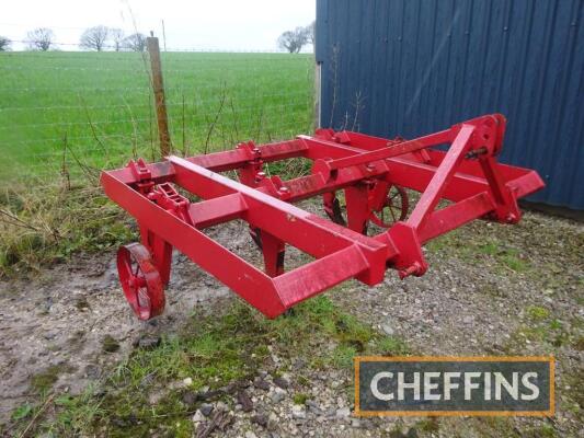 Mounted 5 leg chisel plough cultivator, 2m