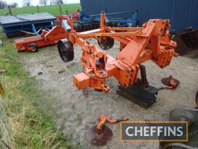 W J Cooper flat lift subsoiler with auto reset legs, discs available but not fitted