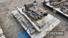 Massey Ferguson drawbar unit with check chains