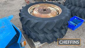 Pr. 13.6x36 Ford 4000 wheels with Goodyear radial tyres