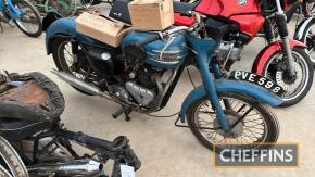 1956 TRIUMPH 6T 650cc MOTORCYCLE Reg. No. PVE 598 Frame No. 501473 Engine No. 6T01473 A project motorcycle, the vendor reports the rear suspension was renewed in 1971. Offered from long term ownership. A V5C and older registration documents are availab