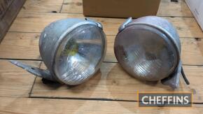 Ferguson TE-20 headlights