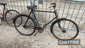 Raleigh gents cycle with rod brakes and front dynamo hub