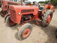 INTERNATIONAL B-275 4cylinder diesel TRACTOR On 12.4x28 rear and 6.00x28 front wheels and tyres. Further details at time of sale