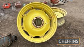 Set wheel rims to fit John Deere/New Holland