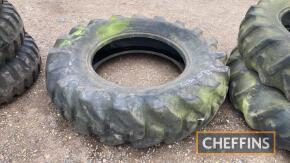 Single 16.9-30 Firestone tyre