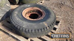 Single 1400x20 Dunlop wheel and tyre