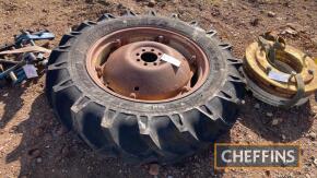 Ferguson/Fordson Dexta 12.4x28 wheel and tyre