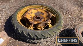 Pr. 6.00-36 rowcrop wheels to suit Ferguson