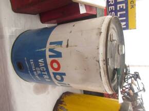 Mobil Vactra 5gallon extra heavy advertising drum and part contents