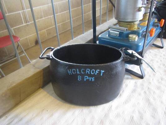 Holcraft 8pint cast iron stock pot