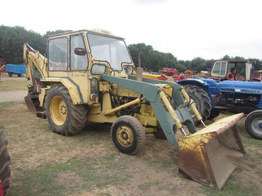 1967 FORD 13-6 BACK HOE DIGGER LOADERReg. No. KFW 576ESerial No. 835715V5 available 