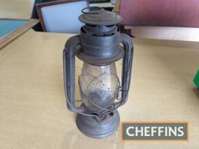 Ditmar 801 'FAVORITE' kerosene lamp