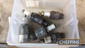 Qty spark plugs to inc' KLG, Lodge, etc (5)