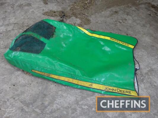 John Deere 6125M bonnet hedge cutter cover