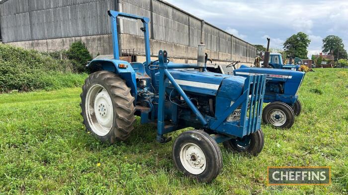 1967 FORD 5000 Pre-Force diesel TRACTOR Reg No. RYH 758E Serial No. B835978 Fitted with a loader frame