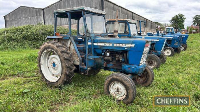 FORD 5000 diesel TRACTOR Reg No. Serial No. B855325 Fitted with PAS and supplied by W.J. Cooper, Newport Pagnell