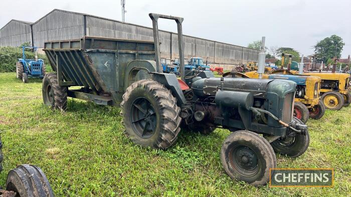 FORDSON Super Major diesel TRACTOR Engine No. 1614364 Fitted with Shawnee Poole single axle 'goose neck' trailer