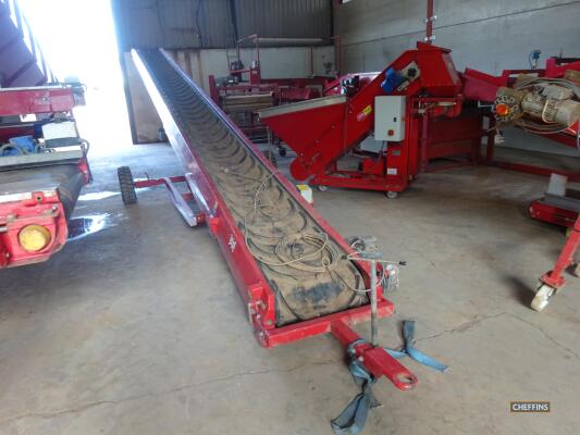 c.2014 Tong Peal waste elevator with cleated belt, hydraulic raise and lowering, with loading shroud end hood, 22inch x c.10m