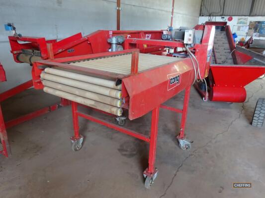 2001 Tong freestanding roller conveyor table, 3ft x 6ft, 3phs Serial No. 20013811