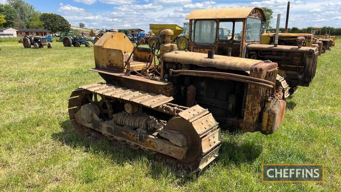 CATERPILLAR D4 diesel CRAWLER TRACTOR Serial No. 6U12328 Supplied by H. Leverton & CP. Spalding, Lincolnshire. Ex Robert Wilson Collection