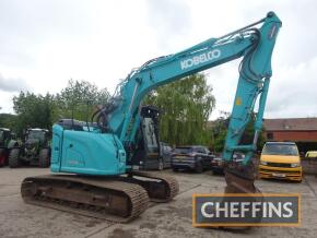 2021 KOBELCO SK140SR LC 360° metal tracked EXCAVATOR. Fitted with hydraulic breaker pipework, Geith quickhitch. Geith 4ft bucket. On 700mm tracks. Serial No. YY09045306 Hours: 2,605