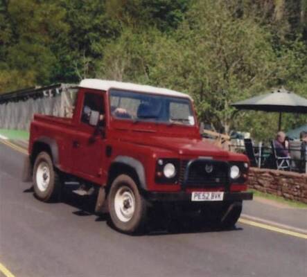 2002 LAND ROVER Defender 90 TD5 diesel 4x4 Reg. No. PE52 BVK Serial No. SALLDVA572A644589 Finished in red this ever popular work horse appears to be a well presented example and an HPI check shows an active registration Estimate: £2,000 - £4,000