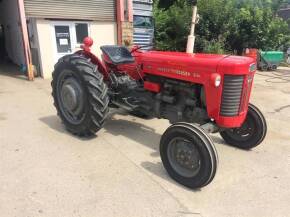 1963 MASSEY FERGUSON 65 MK.2 4cylinder diesel TRACTOR Reg. No. UES 586 Serial No. SNDY577130 Reported to be a refurbished example and only showing 55 hours since work was completed