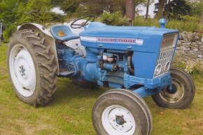 1968 FORD 4000 3cylinder diesel TRACTOR Reg. No. OAJ 993G Serial No. B853881 This North Yorkshire tractor is described as being in good all round condition, the vendor does state there is an intermittent charging fault however. Offered for sale with an or