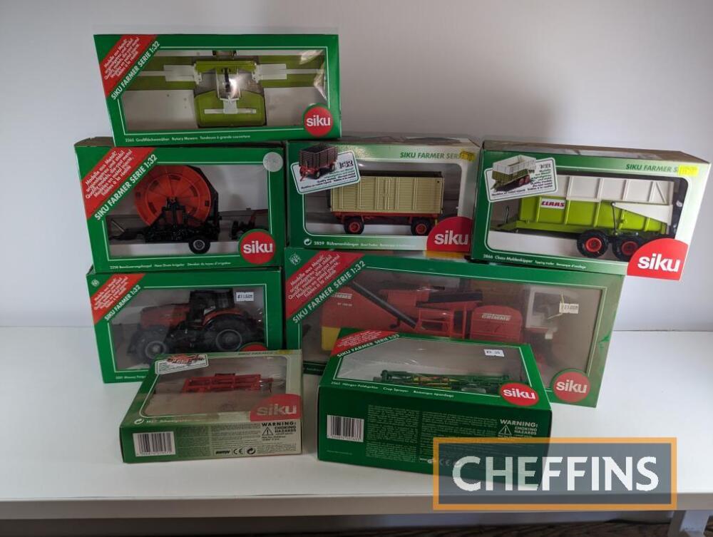 Siku, qty die-cast and plastic 1:32 scale tractor and
