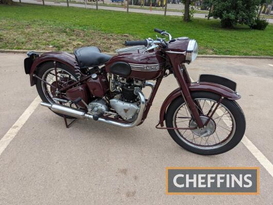 1949 TRIUMPH 5T Speed Twin 500cc MOTORCYCLE Reg. No. 374 YUT Frame No. Not visible (TF30266 on V5C) Engine No. 5T9109006 Miles: 43 showing MOT: Exempt Restored by the vendor's late husband and seems to have had very little use since. Still presenting