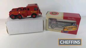 Wynns Heavy Haulage Challenger scale model ballast tractor lorry t/w Bedford QLD lime spreader by Corgi