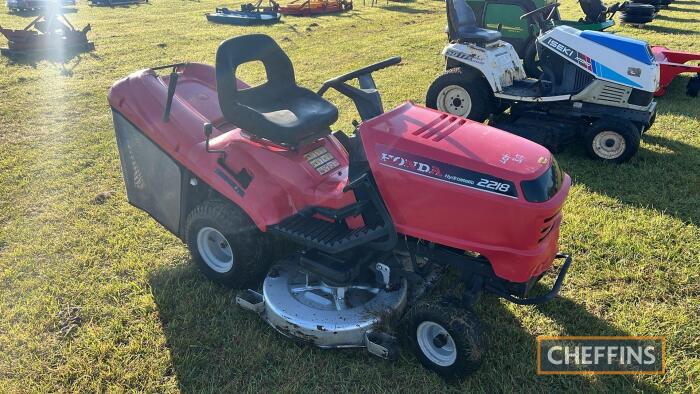 Honda 2218 hydraulic petrol Ride-On Mower