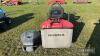 Honda 2218 hydraulic petrol Ride-On Mower - 4