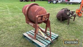 Bamlett mounted pto driven cement mixer