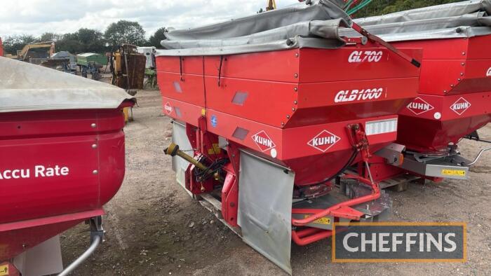 2004 Kuhn MDS 1142 Fertiliser Spreader hydraulic left/right shut off, extension hopper, cover sheet, hydraulic border vein, manual in office