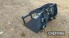 Front Loader Bucket c/w hydraulic grab for compact tractor/skid steer unused - 4