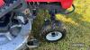 Honda 2218 hydraulic petrol Ride-On Mower - 13