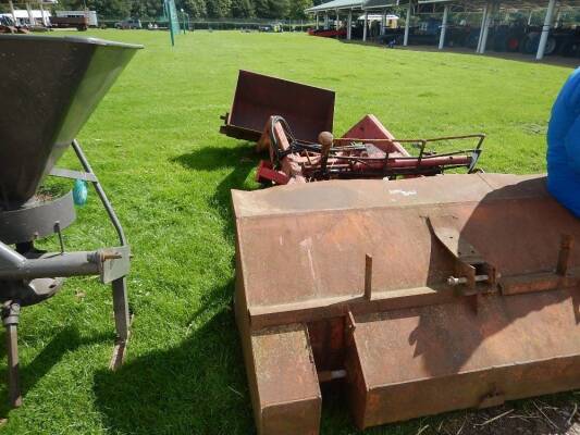 Massey Ferguson loader c/w 2 bucket forks and weight