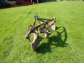 Ferguson 3furrow plough