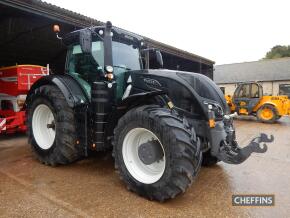 2020 VALTRA S394 50kph 4wd TRACTOR Fitted with front linkage and PTO, CAT 4 rear linkage, front and cab suspension, Trimble RTK, hydraulic top link, PUH, Isobus, 2nd Isobus screen and Power Beyond on Trelleborg TM1000 710/75R42 rear and Trelleborg TM10