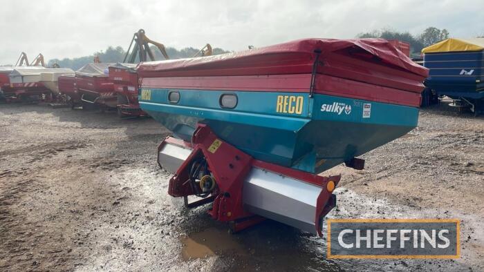 Sulky Reco DPX Magnum Fertiliser Spreader left/right hydraulic shut offs, tribord headland control. Control box in office