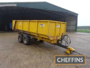 1983 Gull 12.5 tonne tandem axle steel monocoque trailer with hydraulic brakes, sprung axles and hydraulic tailgate on 12.5/18-15.3 wheels and tyres Serial No. 2596